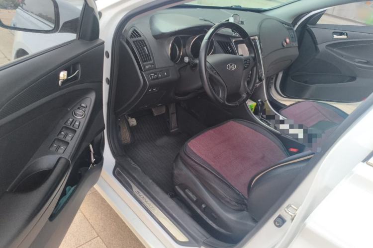 Used Hyundai Sonata 2014 2.4L Automatic Luxury Version China IV Standard Driver Seat