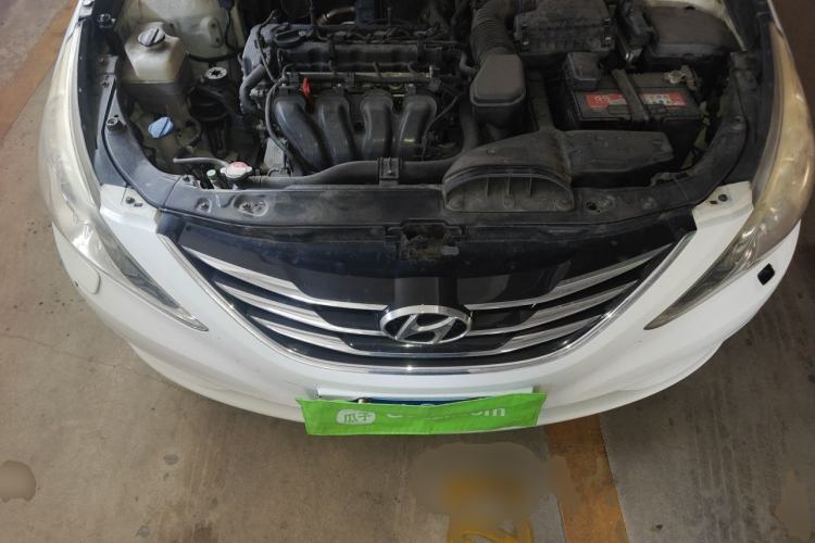 Used Hyundai Sonata 2014 2.4L Automatic Luxury Version China V Standard Engine Bay