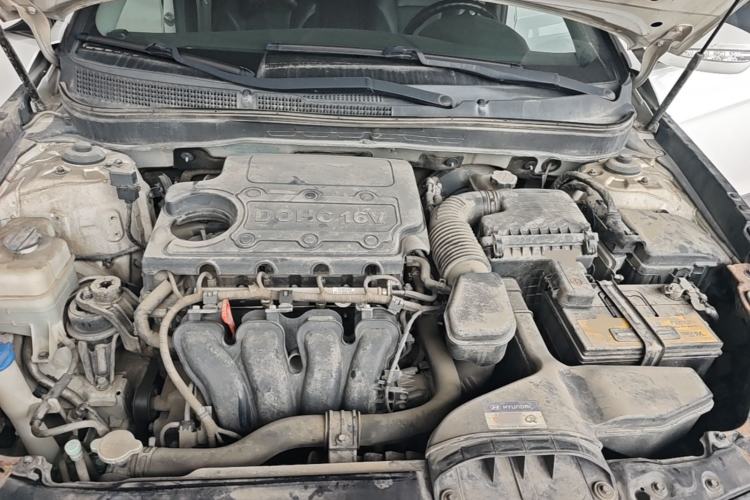 Used Hyundai Sonata 2014 2.4L Automatic Leading Edition China V Standard Engine Bay