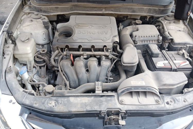 Used Hyundai Sonata 2014 2.4L Automatic Luxury Version China V Standard Engine Bay