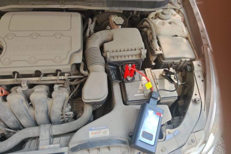 Used Hyundai Sonata 2014 2.4L Automatic Leading Edition China IV Standard Engine Bay Left