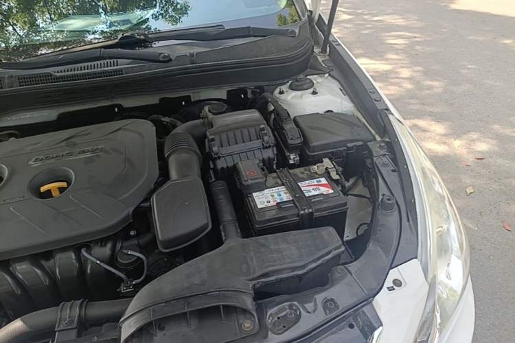 Used Hyundai Sonata 2014 2.0L Automatic Luxury Edition Engine Bay Left