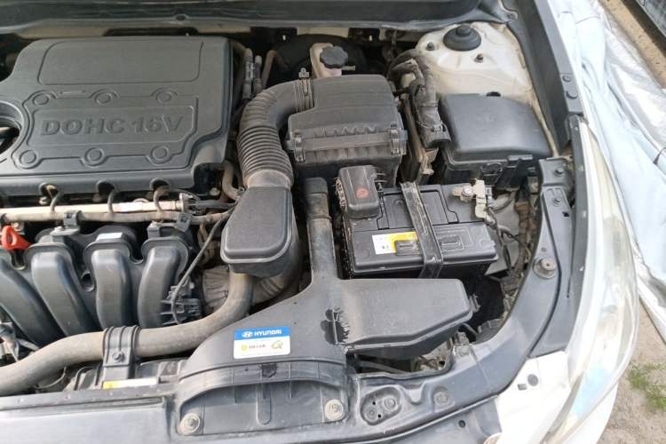Used Hyundai Sonata 2014 2.4L Automatic Leading Edition China IV Standard Engine Bay Left