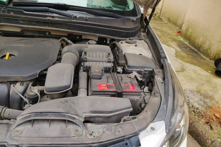 Used Hyundai Sonata 2014 2.0L Automatic Luxury Edition Engine Bay Left