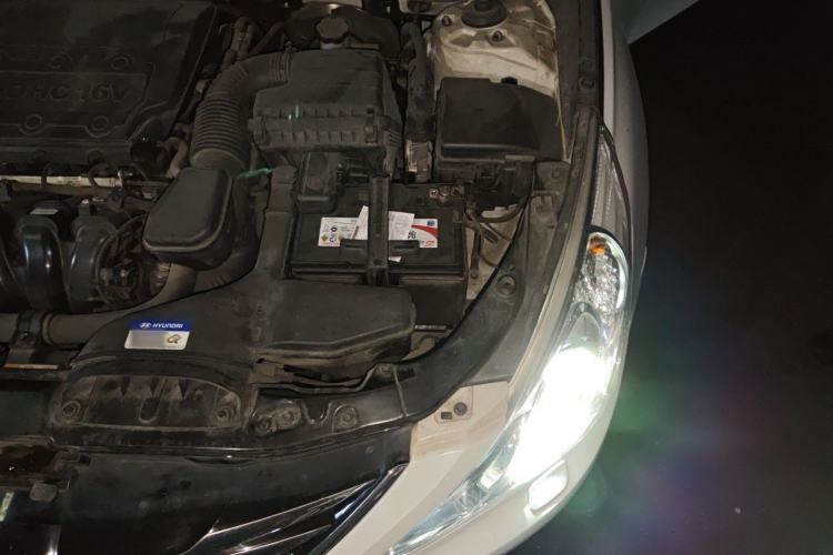 Used Hyundai Sonata 2014 2.4L Automatic Luxury Version China V Standard Engine Bay Left
