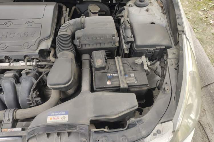 Used Hyundai Sonata 2014 2.4L Automatic Leading Edition China IV Standard Engine Bay Left