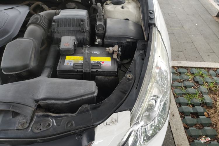 Used Hyundai Sonata 2014 2.0L Automatic Luxury Edition Engine Bay Left