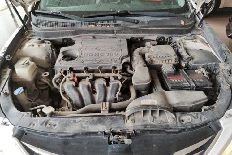 Used Hyundai Sonata 2014 2.4L Automatic Leading Edition China IV Standard Engine Bay