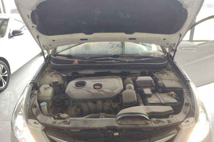 Used Hyundai Sonata 2014 2.0L Automatic Luxury Edition Engine Bay