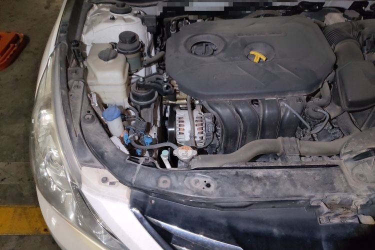 Used Hyundai Sonata 2014 2.0L Automatic Prestige Edition Engine Bay Right