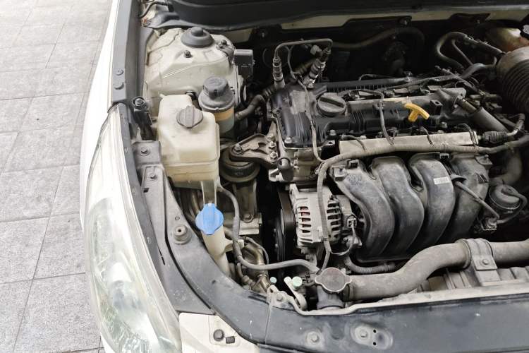 Used Hyundai Sonata 2014 2.0L Automatic Luxury Edition Engine Bay Right