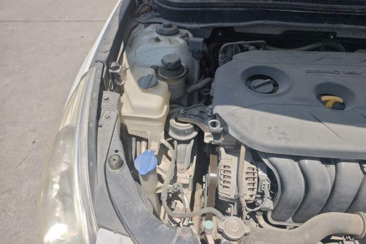 Used Hyundai Sonata 2014 2.0L Automatic Prestige Edition Engine Bay Right