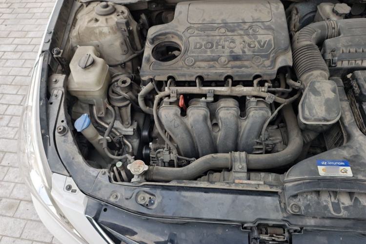 Used Hyundai Sonata 2014 2.4L Automatic Leading Edition China IV Standard Engine Bay Right