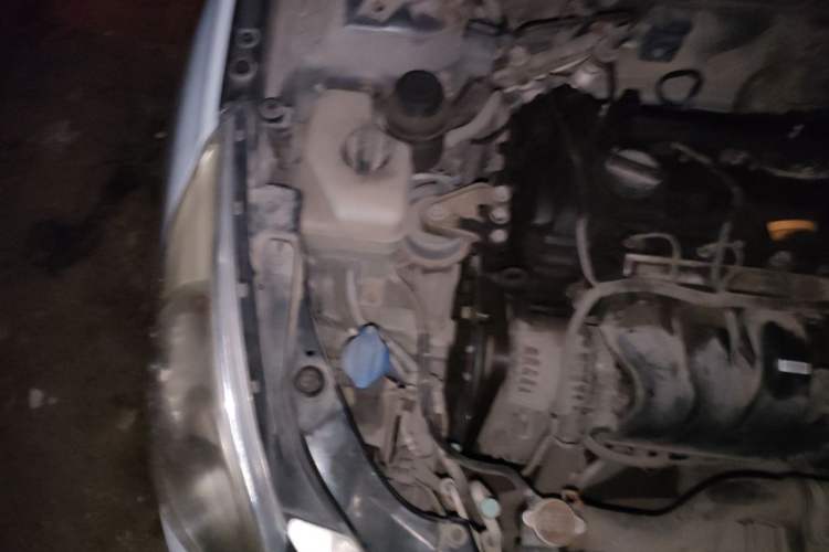 Used Hyundai Sonata 2014 2.0L Automatic Luxury Edition Engine Bay Right