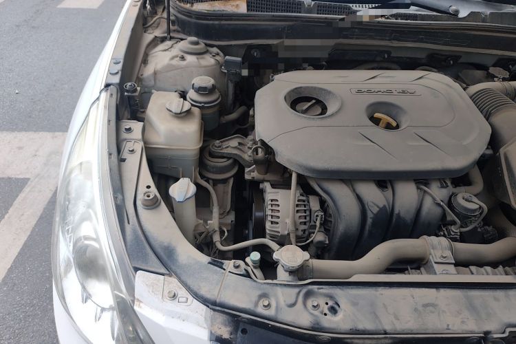 Used Hyundai Sonata 2014 2.0L Automatic Luxury Edition Engine Bay Right