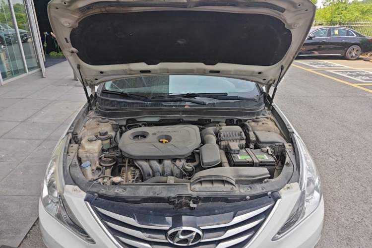 Used Hyundai Sonata 2014 2.0L Automatic Luxury Edition Engine Bay