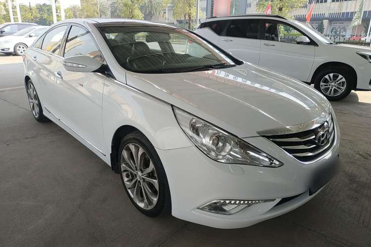 Used Hyundai Sonata 2014 2.4L Automatic Luxury Version China V Standard Exterior 2