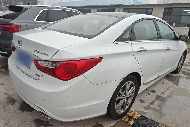 Used Hyundai Sonata 2014 2.4L Automatic Leading Edition China IV Standard Exterior 3