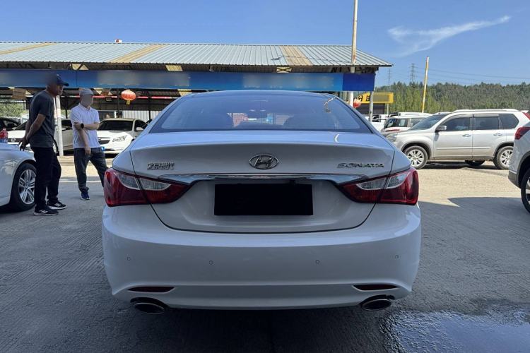 Used Hyundai Sonata 2014 2.0L Automatic Luxury Edition Exterior 4
