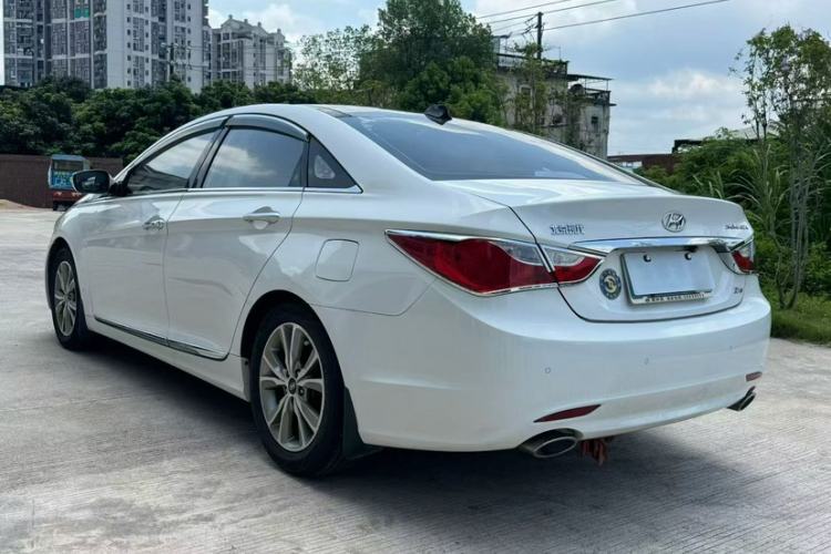 Used Hyundai Sonata 2014 2.4L Automatic Leading Edition China V Standard Exterior 4