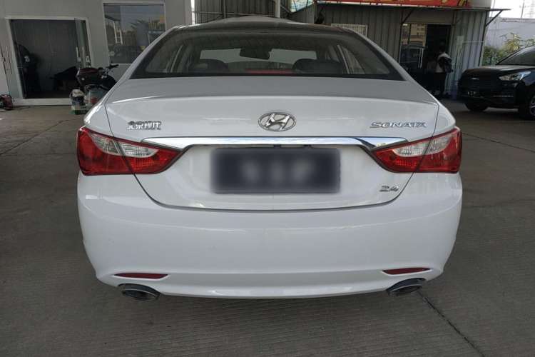 Used Hyundai Sonata 2014 2.4L Automatic Luxury Version China V Standard Exterior 4