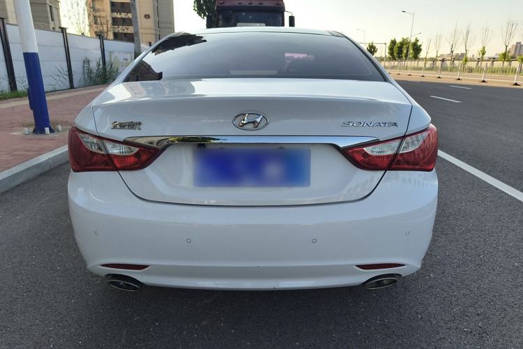 Used Hyundai Sonata 2014 2.0L Automatic Luxury Edition Exterior 4