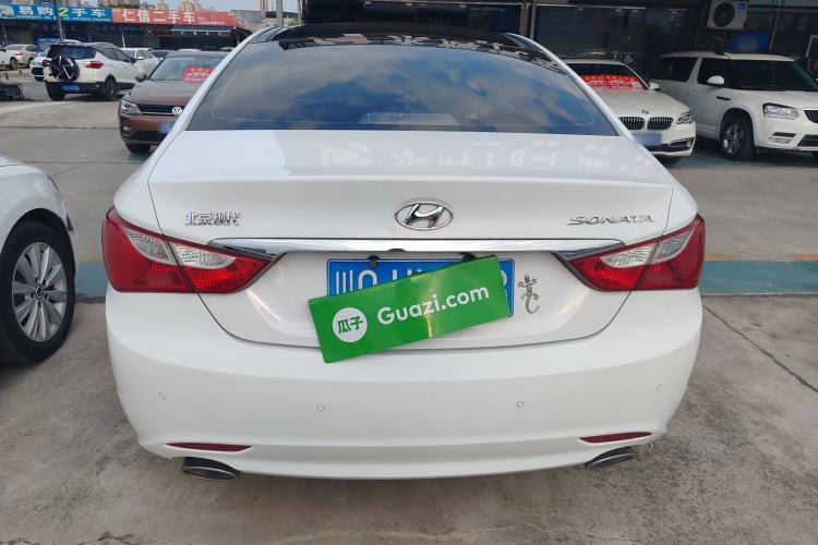 Used Hyundai Sonata 2014 2.0L Automatic Luxury Edition Exterior 4