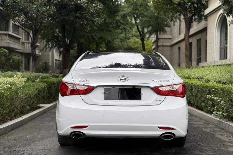 Used Hyundai Sonata 2014 2.4L Automatic Leading Edition China IV Standard Exterior 5