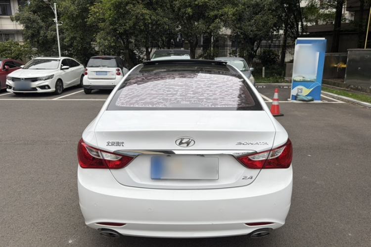 Used Hyundai Sonata 2014 2.4L Automatic Leading Edition China IV Standard Exterior 6