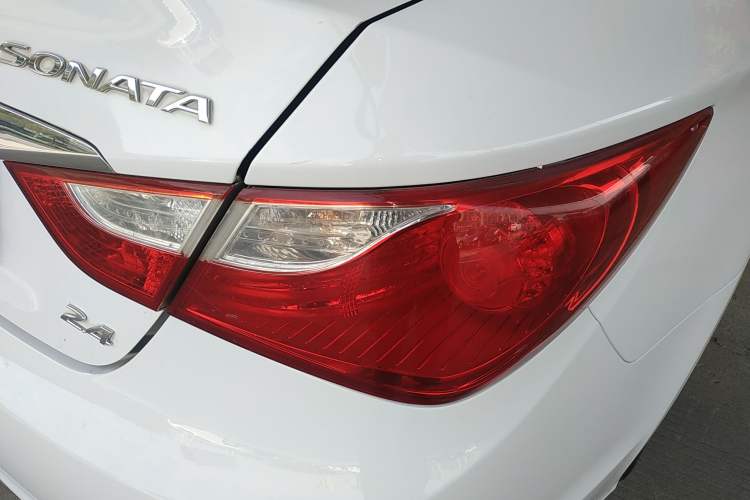 Used Hyundai Sonata 2014 2.4L Automatic Luxury Version China V Standard Exterior 6