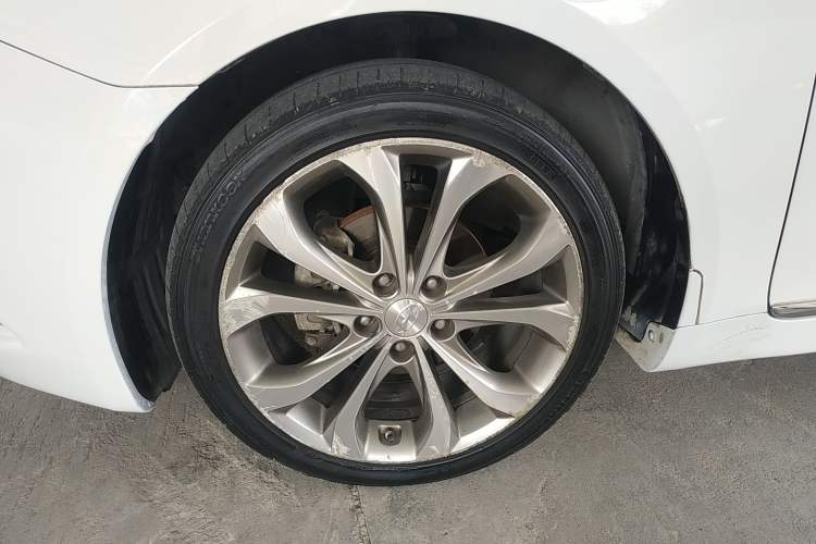 Used Hyundai Sonata 2014 2.4L Automatic Luxury Version China V Standard Exterior 7