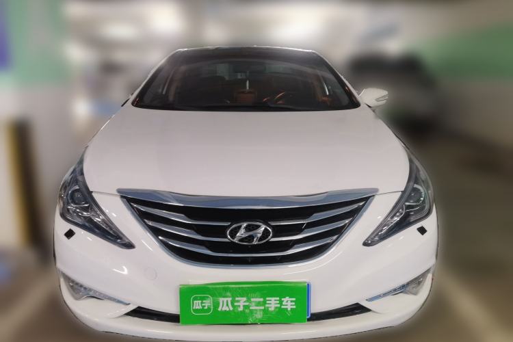 Used Hyundai Sonata 2014 2.4L Automatic Luxury Version China IV Standard Front