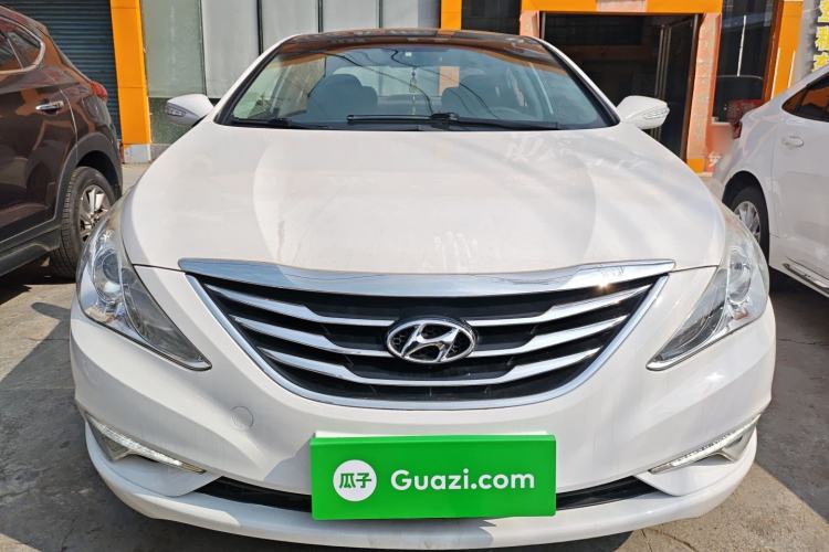 Used Hyundai Sonata 2014 2.0L Automatic Luxury Edition Front