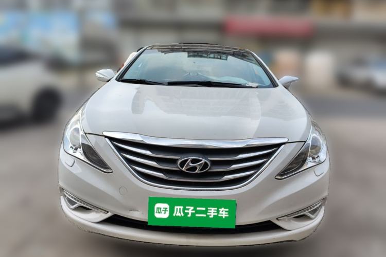 Used Hyundai Sonata 2014 2.4L Automatic Luxury Version China IV Standard Front