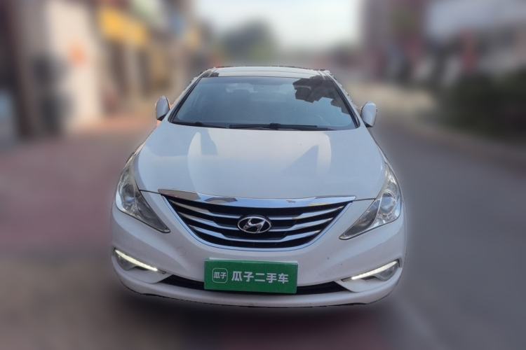 Used Hyundai Sonata 2014 2.4L Automatic Leading Edition China IV Standard Front