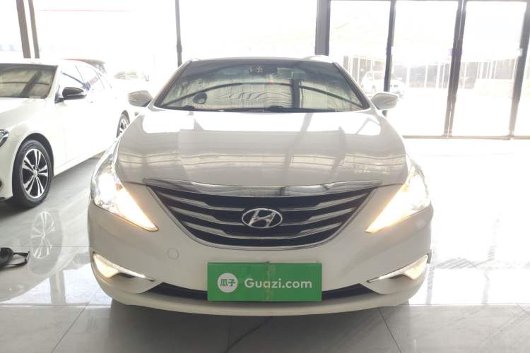 Used Hyundai Sonata 2014 2.0L Automatic Luxury Edition Front