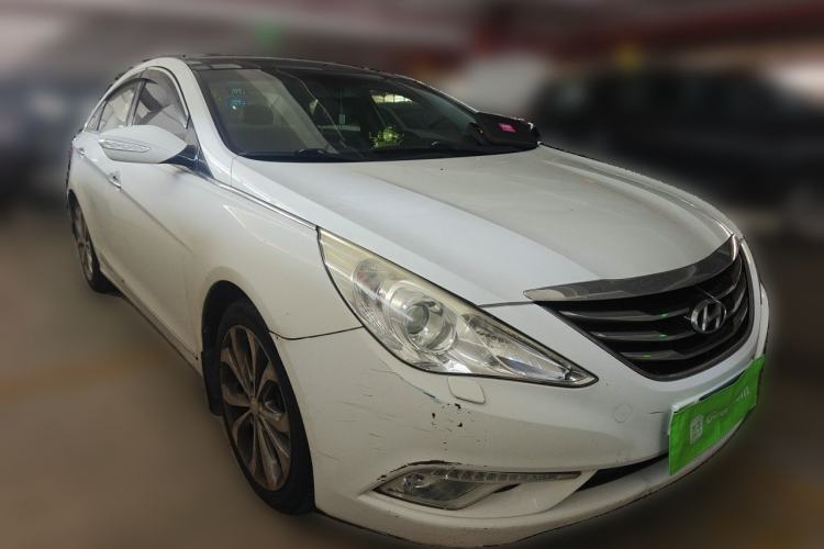 Used Hyundai Sonata 2014 2.4L Automatic Luxury Version China V Standard Front Right 45 Deg