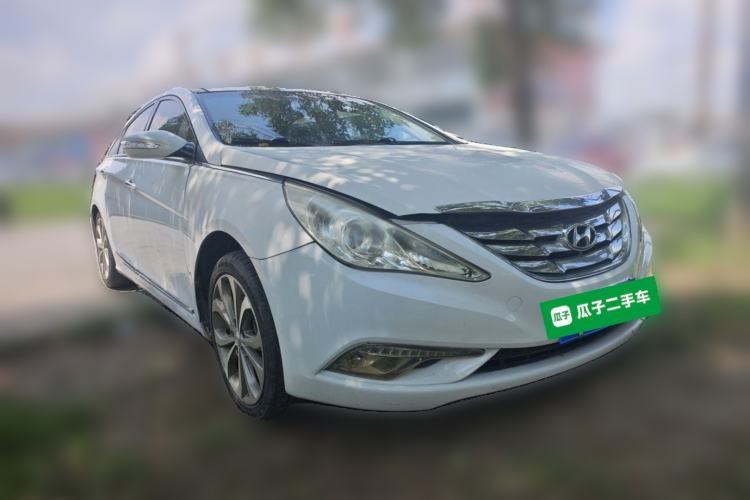 Used Hyundai Sonata 2014 2.0L Automatic Prestige Edition Front Right 45 Deg
