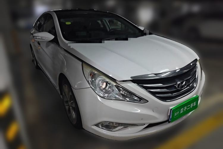 Used Hyundai Sonata 2014 2.0L Automatic Prestige Edition Front Right 45 Deg