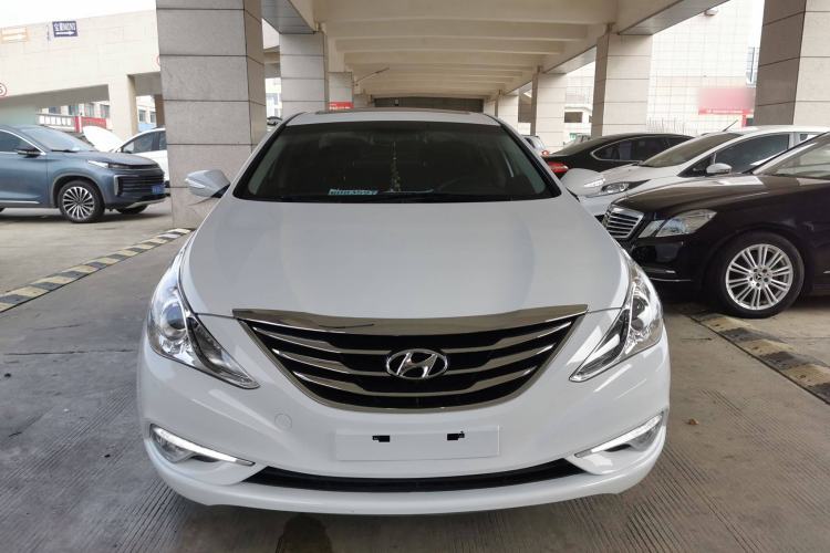 Used Hyundai Sonata 2014 2.0L Automatic Luxury Edition Front