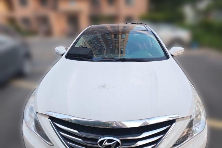 Used Hyundai Sonata 2014 2.4L Automatic Leading Edition China IV Standard Front