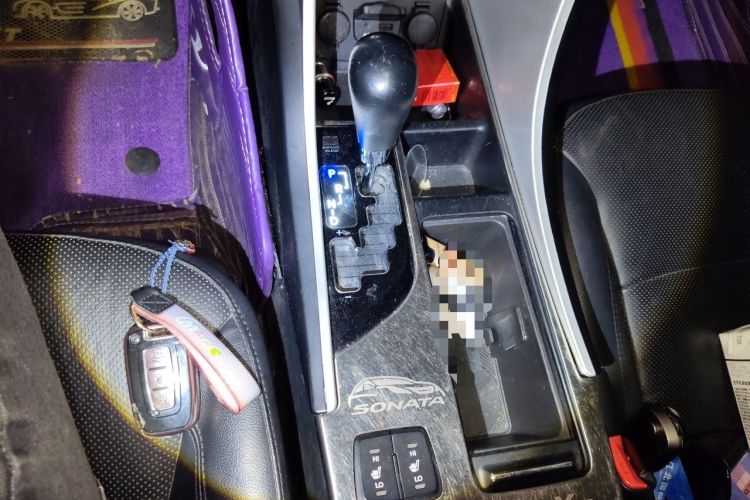 Used Hyundai Sonata 2014 2.0L Automatic Prestige Edition Gear Lever