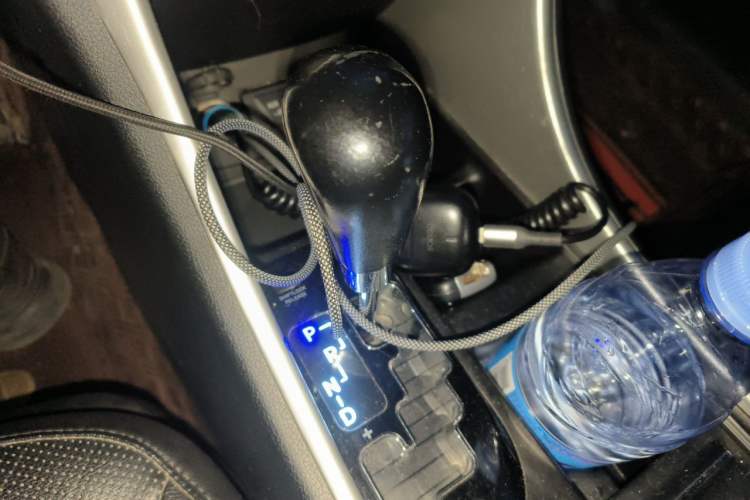 Used Hyundai Sonata 2014 2.4L Automatic Leading Edition China IV Standard Gear Lever