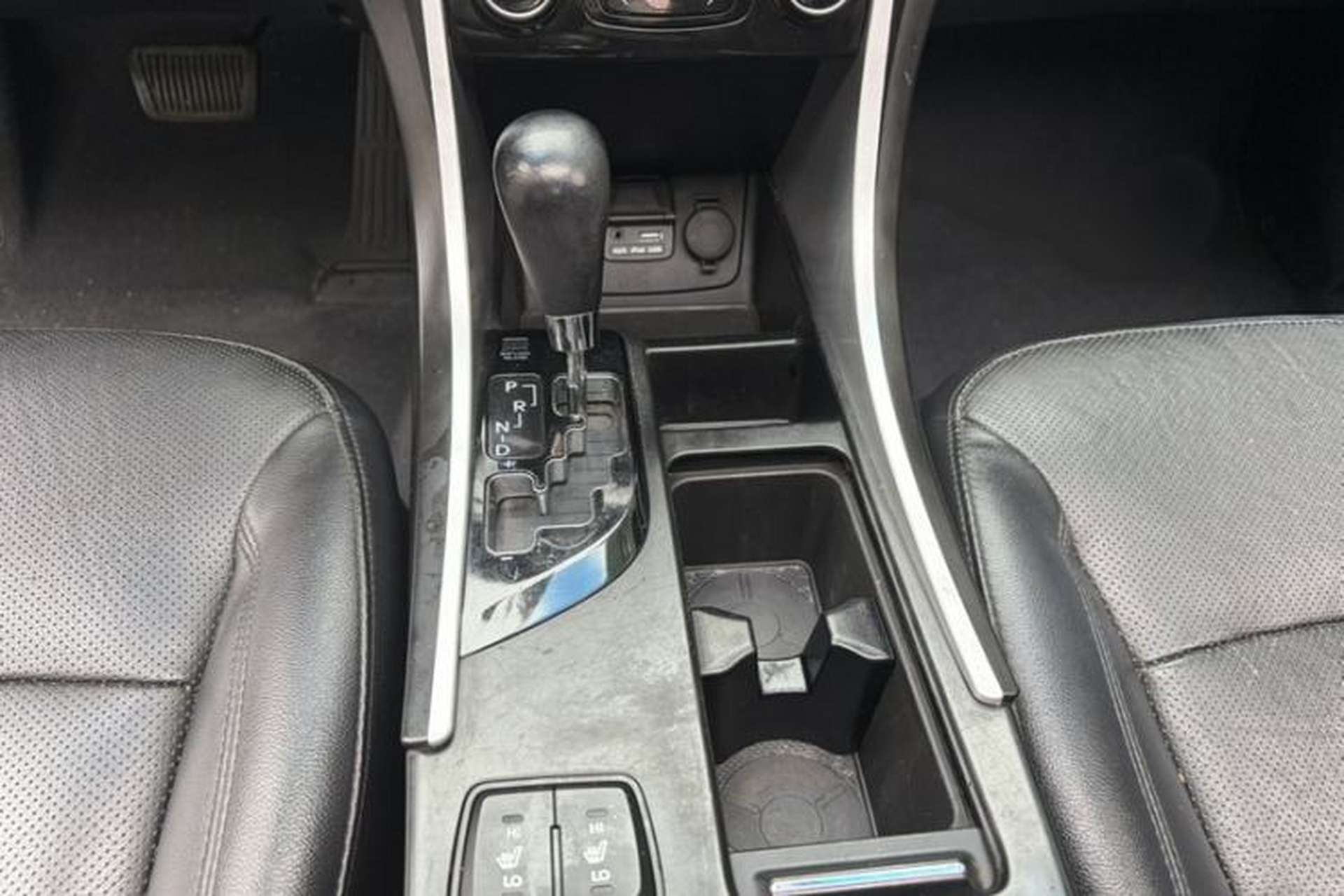 Used Hyundai Sonata 2014 2.4L Automatic Leading Edition China IV Standard Gear Lever