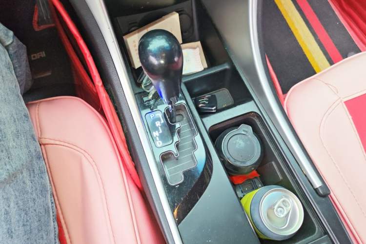 Used Hyundai Sonata 2014 2.0L Automatic Leading Edition Gear Lever