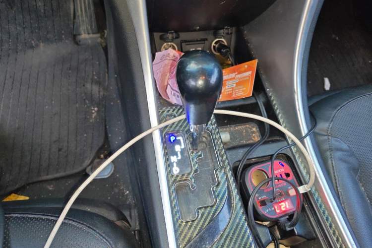 Used Hyundai Sonata 2014 2.4L Automatic Leading Edition China IV Standard Gear Lever