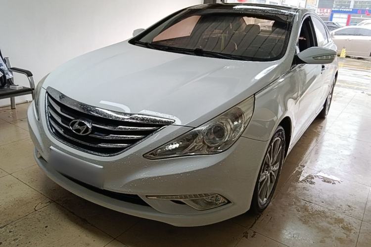 Used Hyundai Sonata 2014 2.0L Automatic Luxury Edition Guazi used car, China used car export, Used car for sale, Used  cars, Cheapest cars for sale
