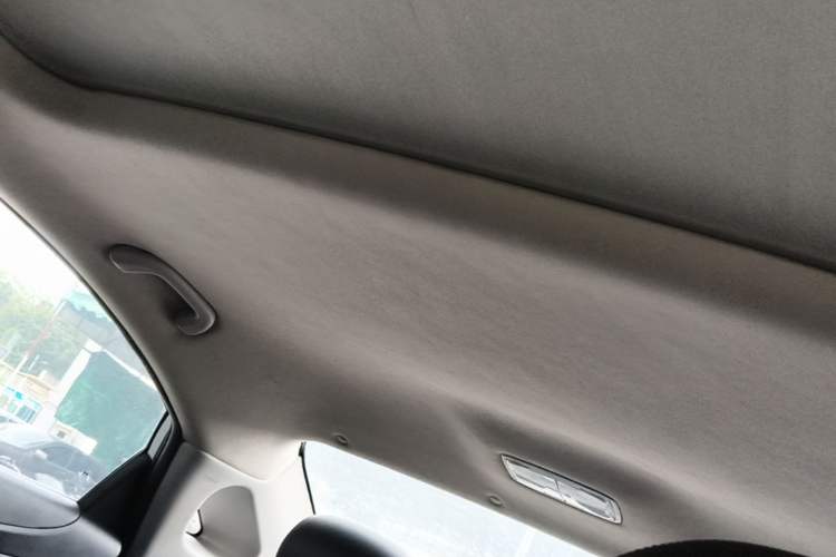Used Hyundai Sonata 2014 2.0L Automatic Luxury Edition Headliner