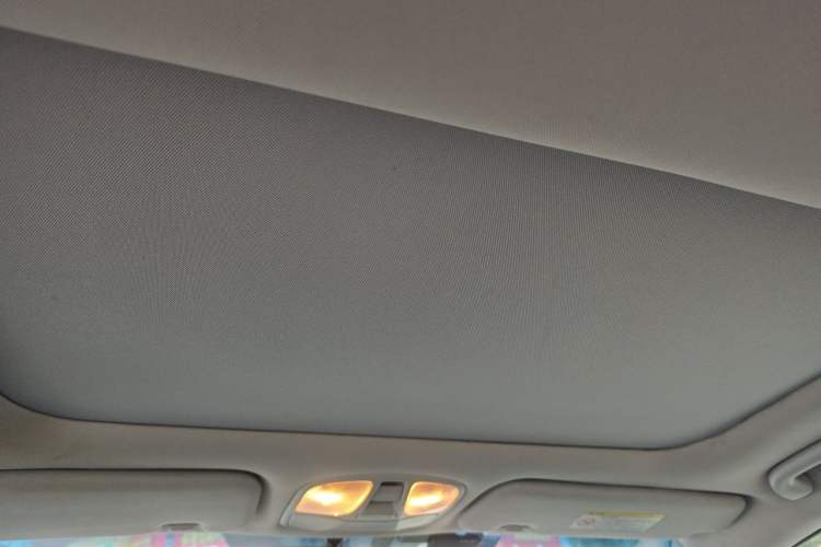 Used Hyundai Sonata 2014 2.0L Automatic Luxury Edition Headliner