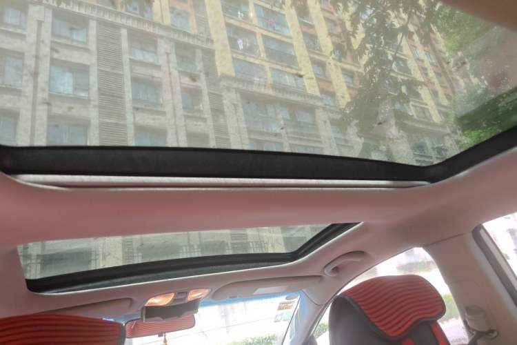 Used Hyundai Sonata 2014 2.4L Automatic Leading Edition China IV Standard Headliner